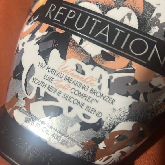 Bronzer - Picture 2 of 2